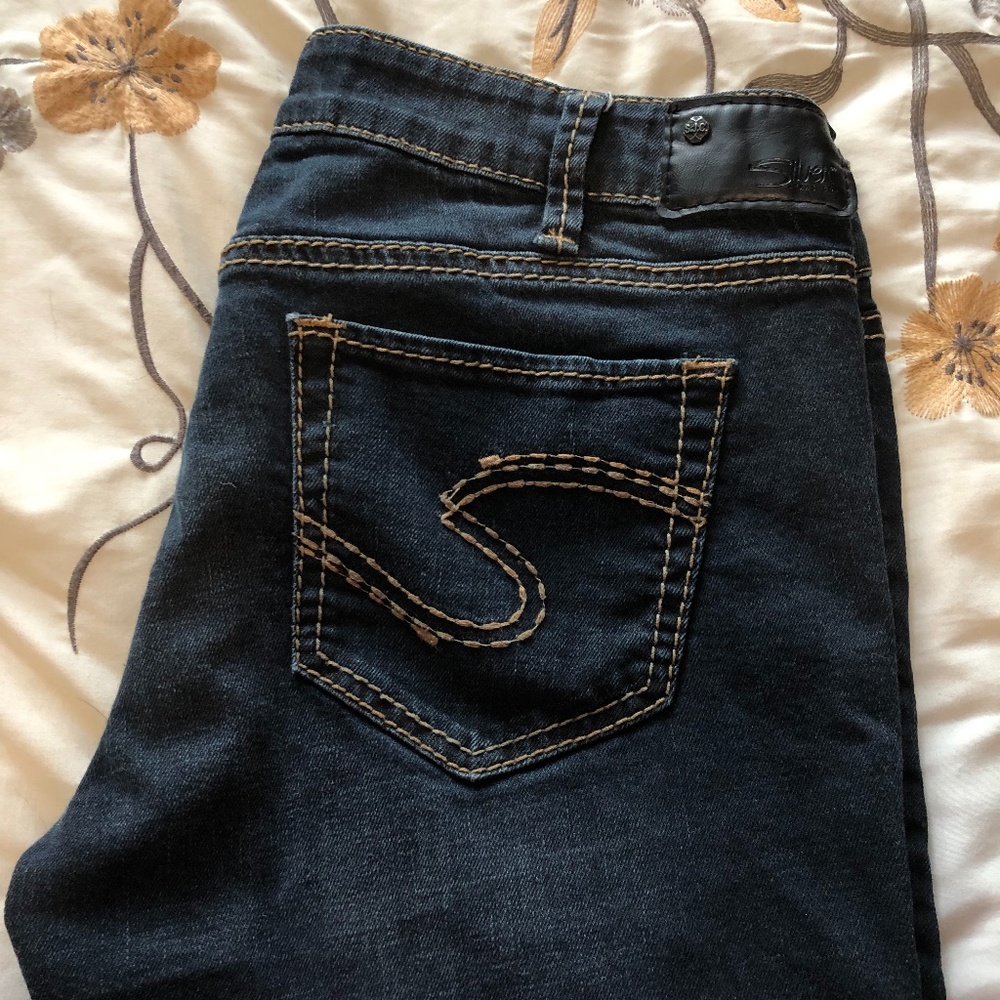 PRICE DROP SILVER Jeans Women's 31